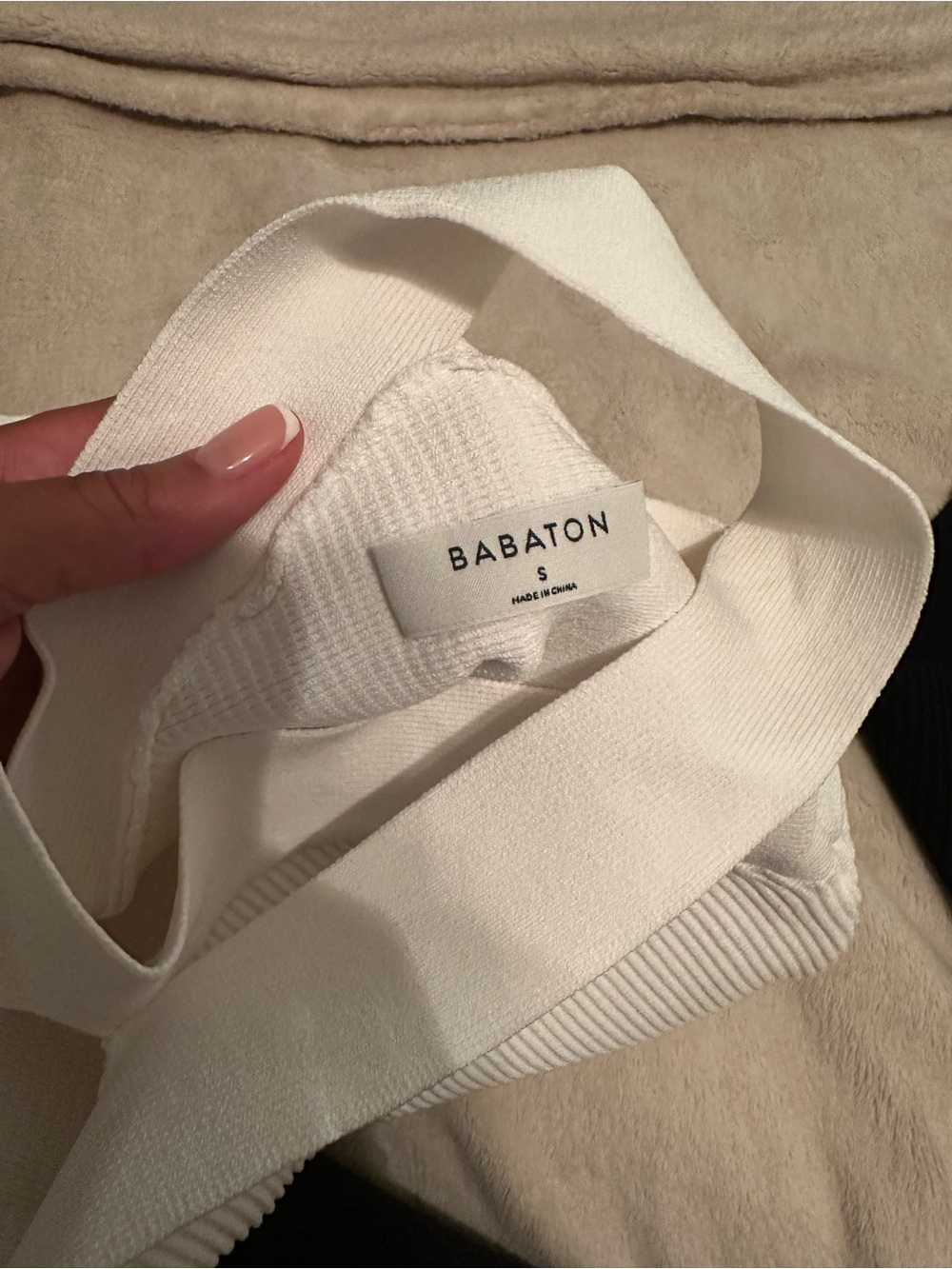 Babaton White Ribbed Cross-Back Cropped Tank - Picture 2 of 3